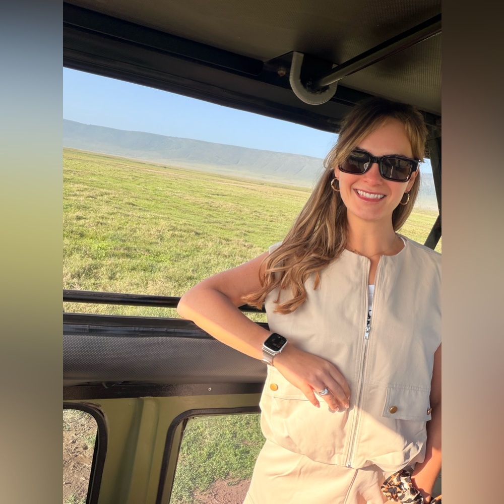 Elegant Co Ord Two Piece perfect for a safari - Picture 3 of 10